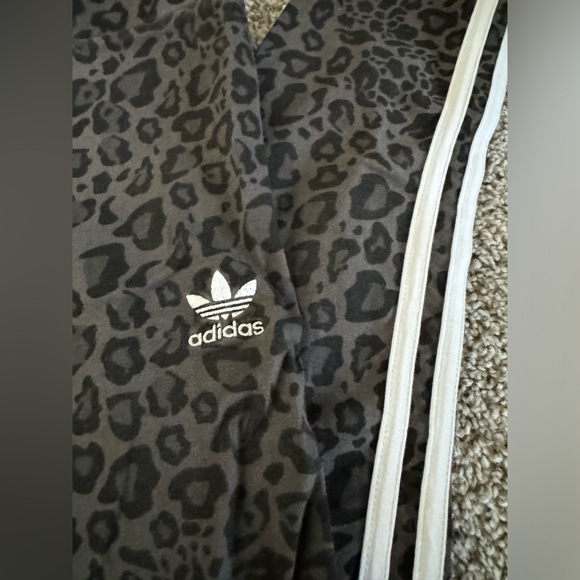 Cheetah print adidas women’s leggings - Picture 3 of 3